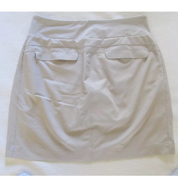 Athleta Soho skirt/Skort athletic casual grey Size 10T - Picture 4 of 6
